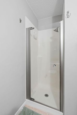 13409 Arden Circle, Burnsville, MN 55337