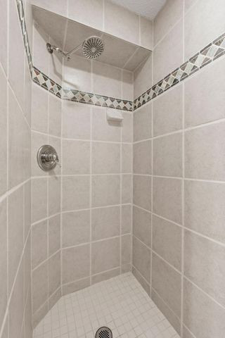 13409 Arden Circle, Burnsville, MN 55337