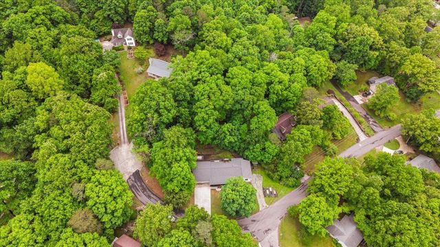 400 Mapleton Drive NW, Cleveland, TN 37312