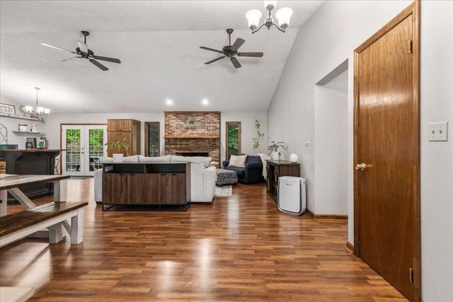 400 Mapleton Drive NW, Cleveland, TN 37312