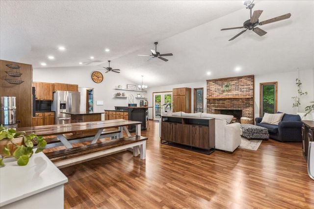 400 Mapleton Drive NW, Cleveland, TN 37312