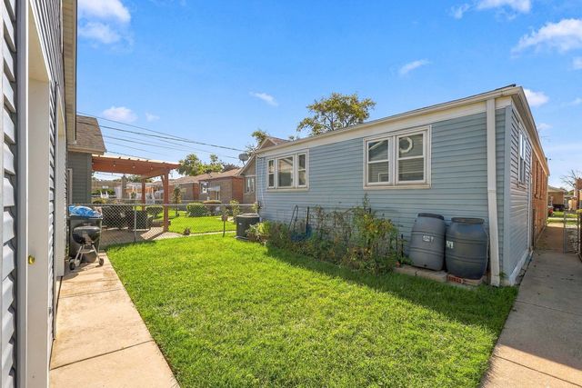 5115 S McVicker Avenue, Chicago, IL 60638