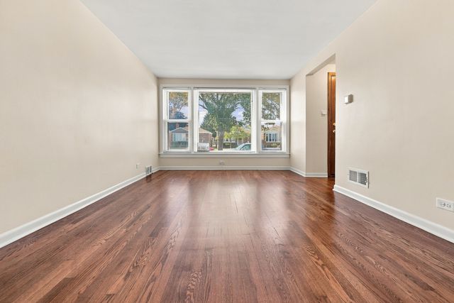 5115 S McVicker Avenue, Chicago, IL 60638