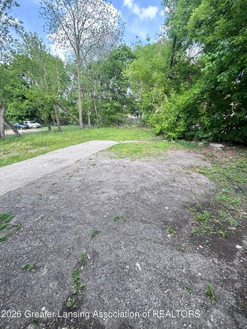 506 N Sycamore Street, Lansing, MI 48933