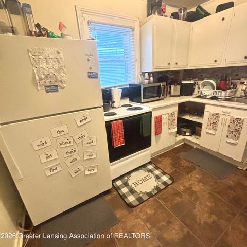 506 N Sycamore Street, Lansing, MI 48933