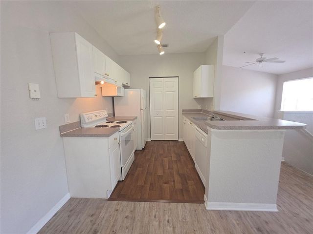 852 GRAND REGENCY POINT 202, Altamonte Springs, FL 32714