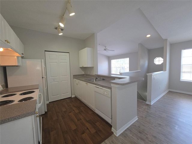 852 GRAND REGENCY POINT 202, Altamonte Springs, FL 32714