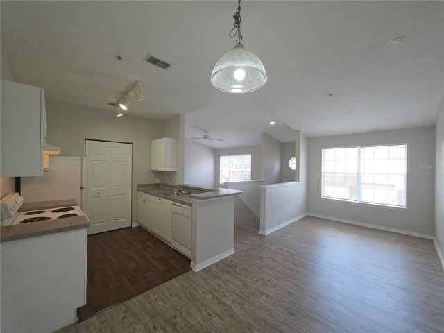 852 GRAND REGENCY POINT 202, Altamonte Springs, FL 32714
