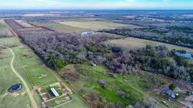21300 Evans Lane, Washington, TX 77880