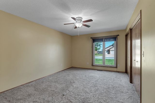 405 Richard Rd, Goddard, KS 67052