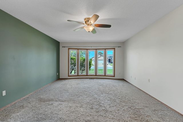 405 Richard Rd, Goddard, KS 67052