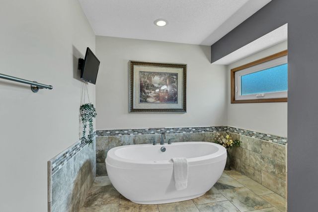 405 Richard Rd, Goddard, KS 67052