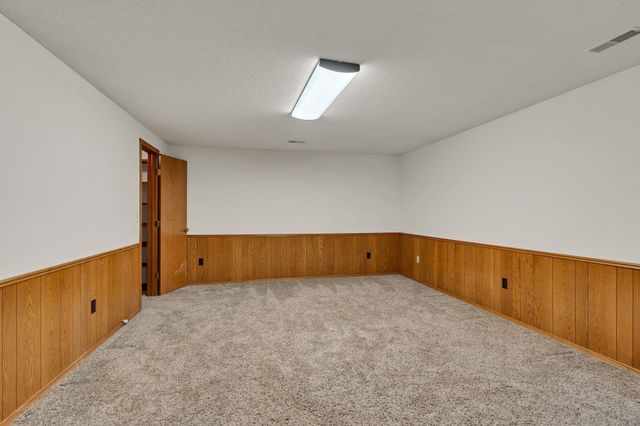 405 Richard Rd, Goddard, KS 67052