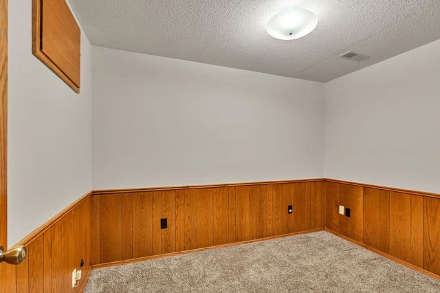 405 Richard Rd, Goddard, KS 67052
