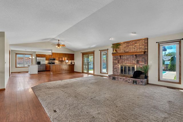 405 Richard Rd, Goddard, KS 67052