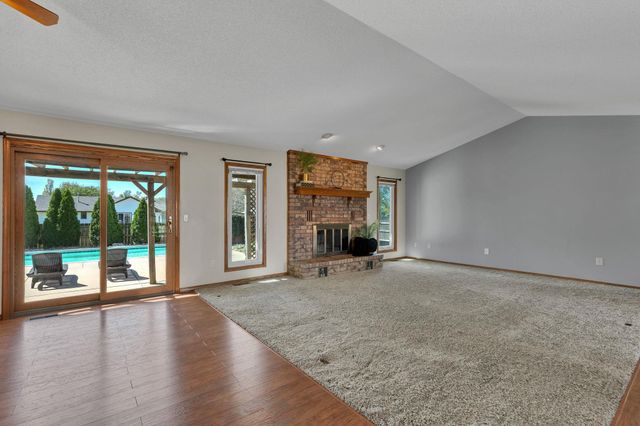 405 Richard Rd, Goddard, KS 67052