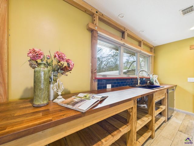 312 Henson Road, Hawkinsville, GA 31036