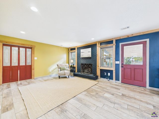 312 Henson Road, Hawkinsville, GA 31036