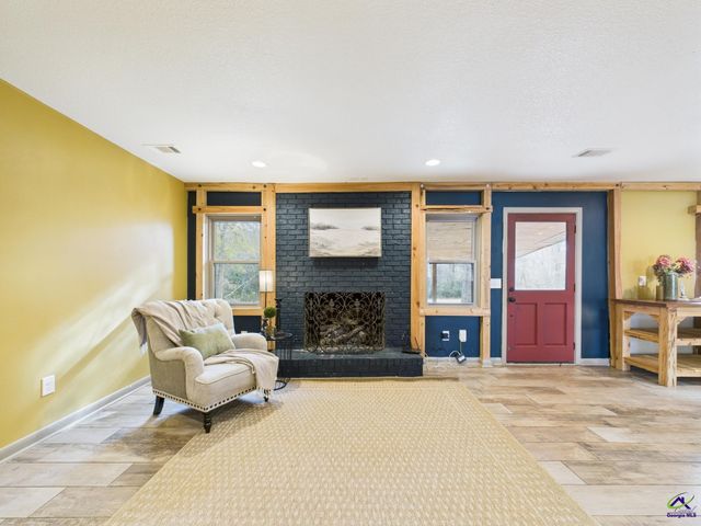 312 Henson Road, Hawkinsville, GA 31036