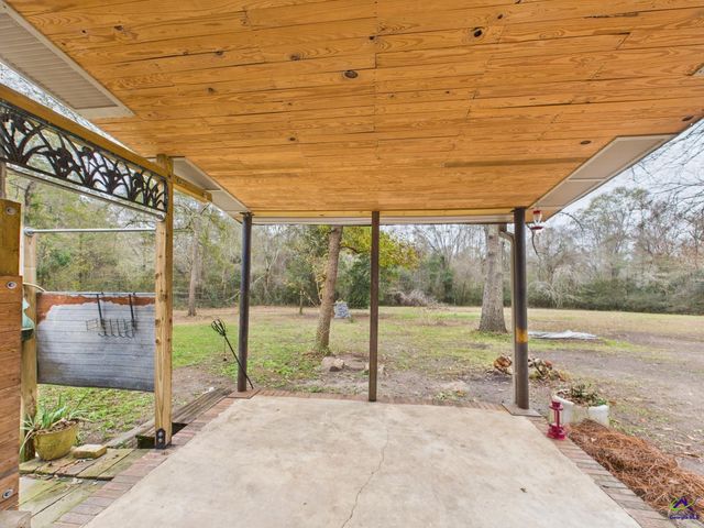 312 Henson Road, Hawkinsville, GA 31036
