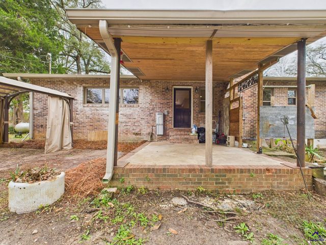 312 Henson Road, Hawkinsville, GA 31036