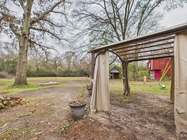 312 Henson Road, Hawkinsville, GA 31036