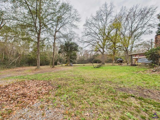 312 Henson Road, Hawkinsville, GA 31036