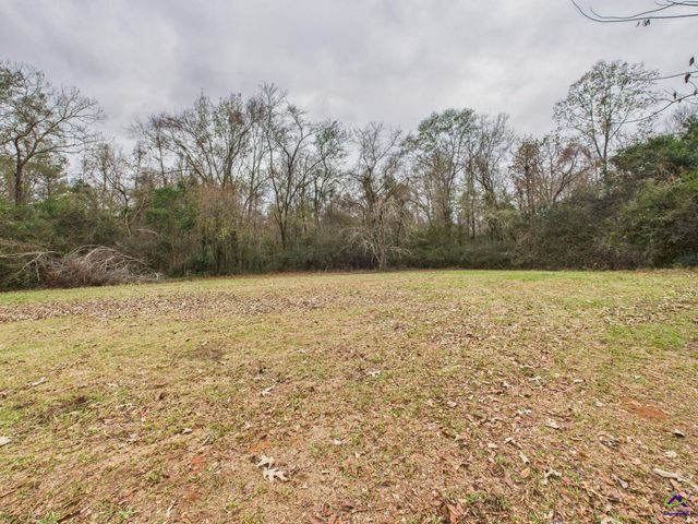 312 Henson Road, Hawkinsville, GA 31036