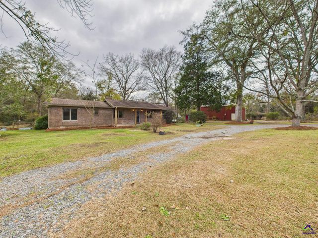 312 Henson Road, Hawkinsville, GA 31036