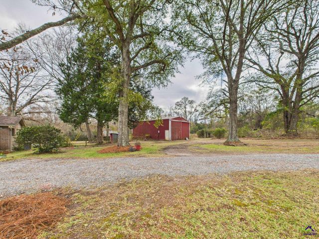 312 Henson Road, Hawkinsville, GA 31036
