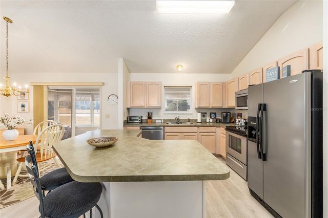 8337 SE 176TH LAWSON LOOP, The Villages, FL 32162