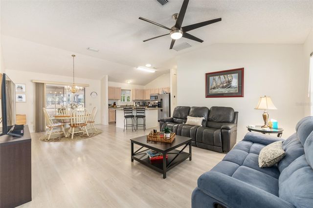 8337 SE 176TH LAWSON LOOP, The Villages, FL 32162