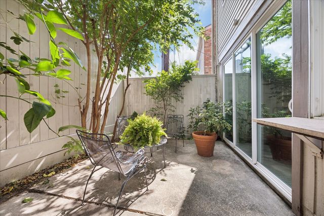 5818 Valley Forge Drive, Houston, TX 77057