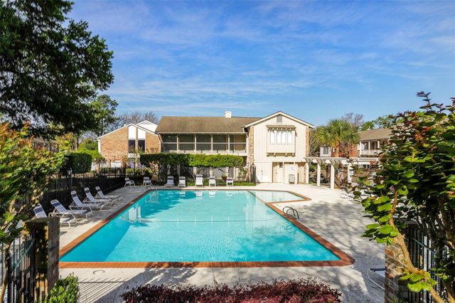 5818 Valley Forge Drive, Houston, TX 77057