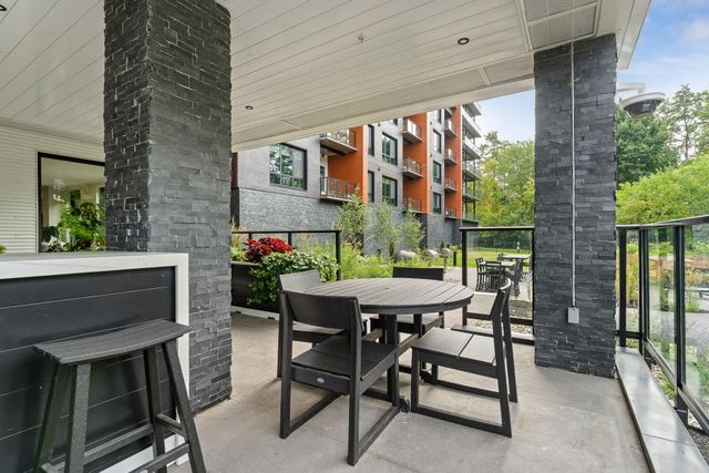 125 Cambrian Way Unit 611, Burlington, VT 05401