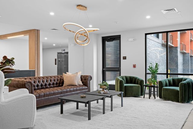 125 Cambrian Way Unit 611, Burlington, VT 05401