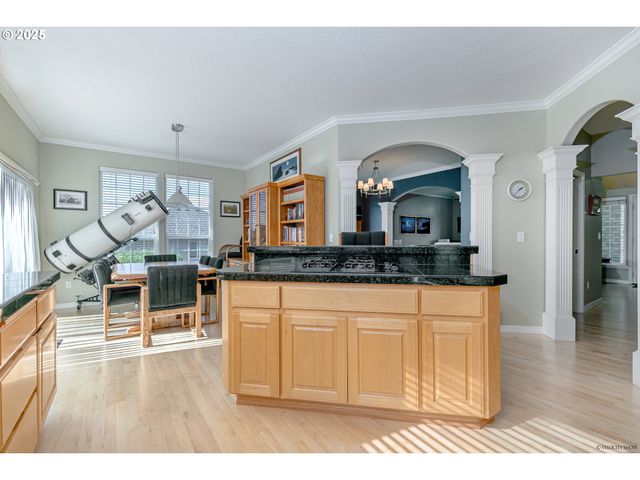 14732 Se DUKE St, Portland, OR 97236