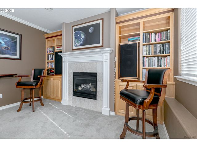 14732 Se DUKE St, Portland, OR 97236