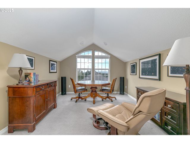 14732 Se DUKE St, Portland, OR 97236