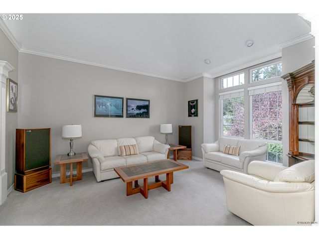 14732 Se DUKE St, Portland, OR 97236