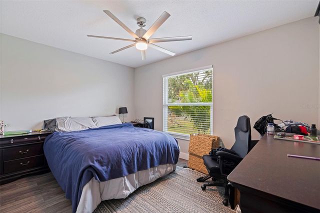 935 47TH AVENUE N, St Petersburg, FL 33703