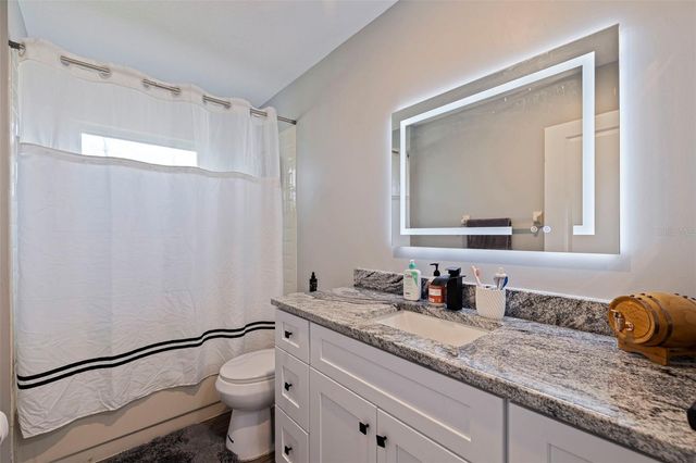 935 47TH AVENUE N, St Petersburg, FL 33703