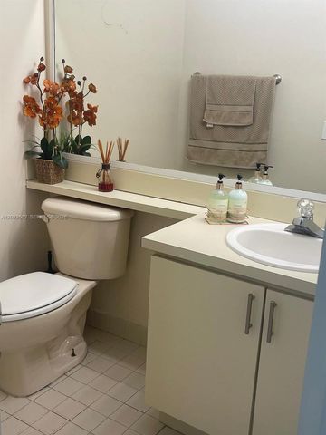 9880 Hammocks Blvd 101-43, Miami, FL 33196