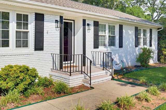 107 Luther Place, Spartanburg, SC 29301