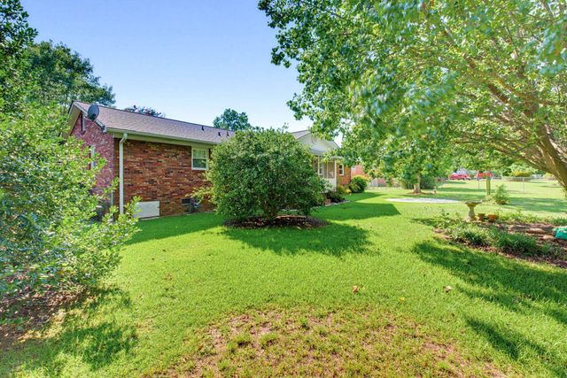 107 Luther Place, Spartanburg, SC 29301