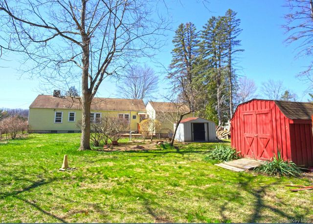 51 Arthursburg Road, Lagrangeville, NY 12540