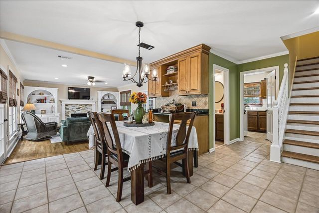 9324 OAK KNOLL CV, Cordova, TN 38018