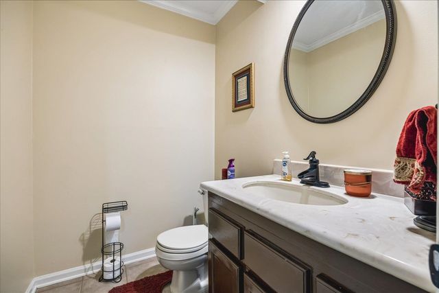 9324 OAK KNOLL CV, Cordova, TN 38018