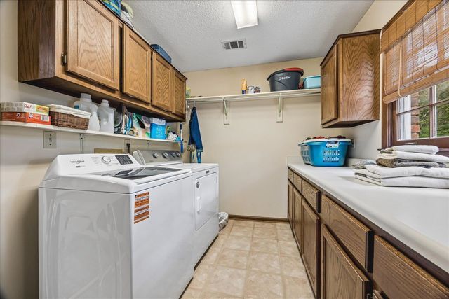 9324 OAK KNOLL CV, Cordova, TN 38018