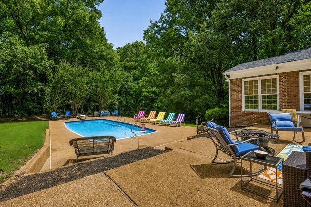 9324 OAK KNOLL CV, Cordova, TN 38018